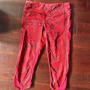 Selling all my inspire crops only worn a few times. Excellent quality.